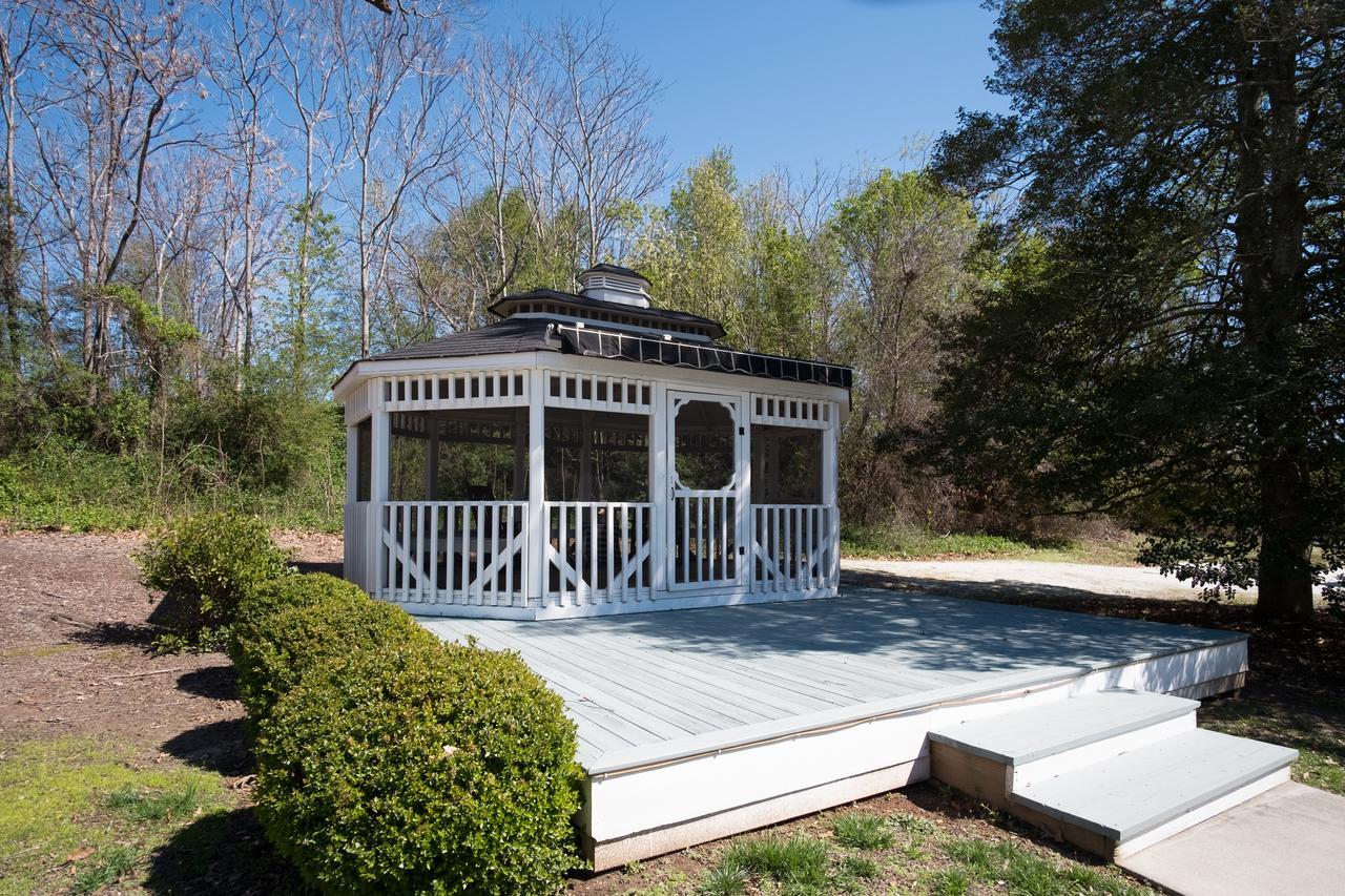 Swamp Rabbit Inn Travelers Rest Extérieur photo